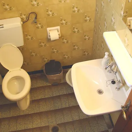 ゲストハウス αlexandros