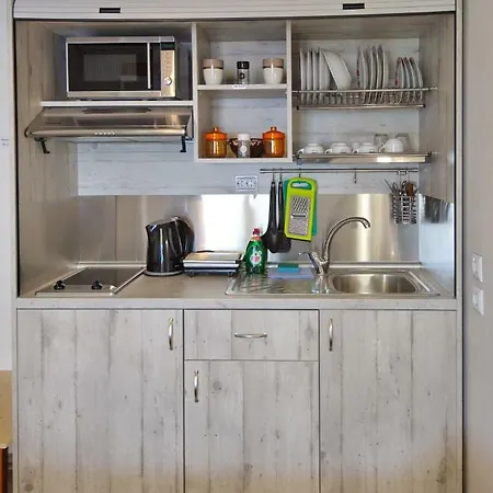 αlexandros ゲストハウス